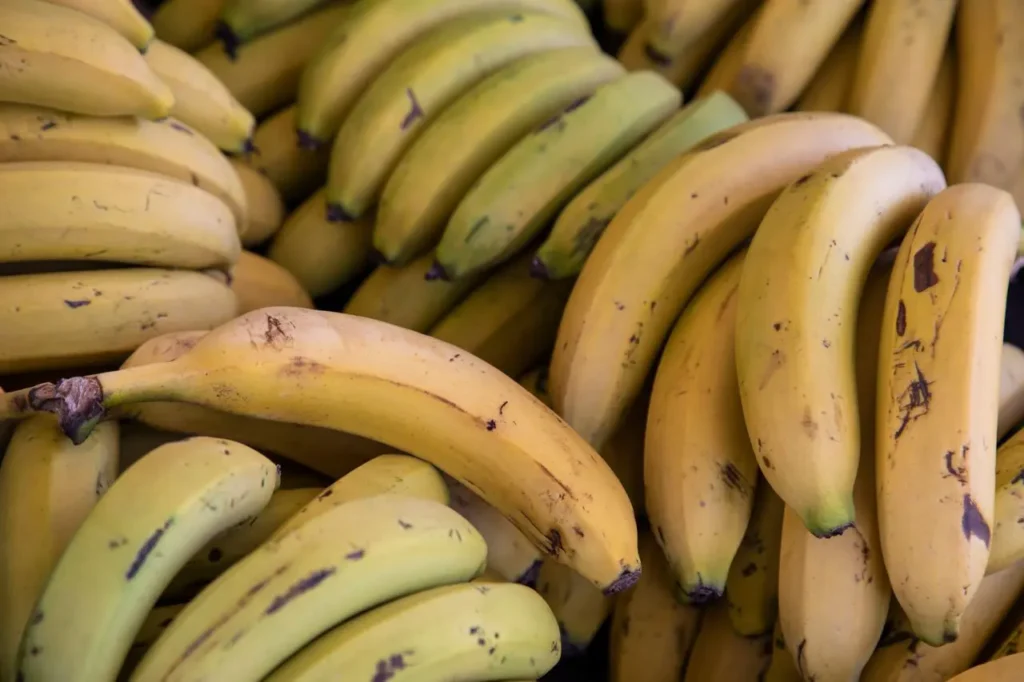 Co zrobić z nadmiarem bananów? Sprawdź, co z nich zrobić